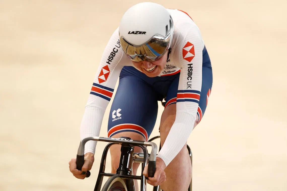 FILE PHOTO: Cycling - UCI Track Cycling World Championships - Stab Velodrome, Roubaix, France - October 24, 2021  Great Britain's Katie Archibald in action during the women's points race REUTERS/Christian Hartmann/File Photo