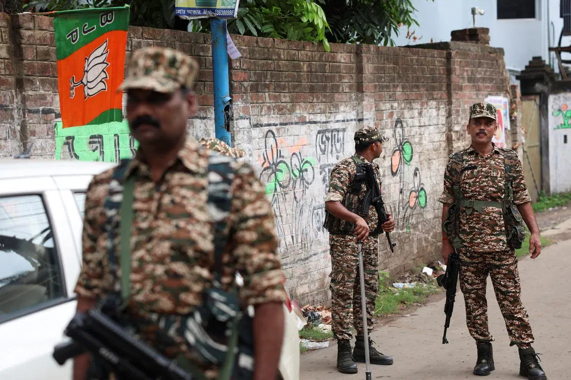 Indian forces arrest senior Maoist rebel leader