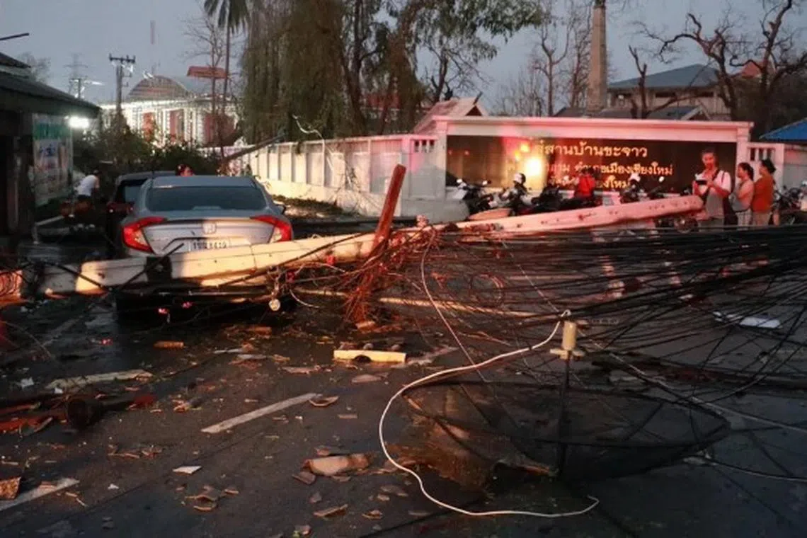 Hailstorms in Chiang Mai on Saturday caused widespread damage to houses, power poles, trees and billboards.