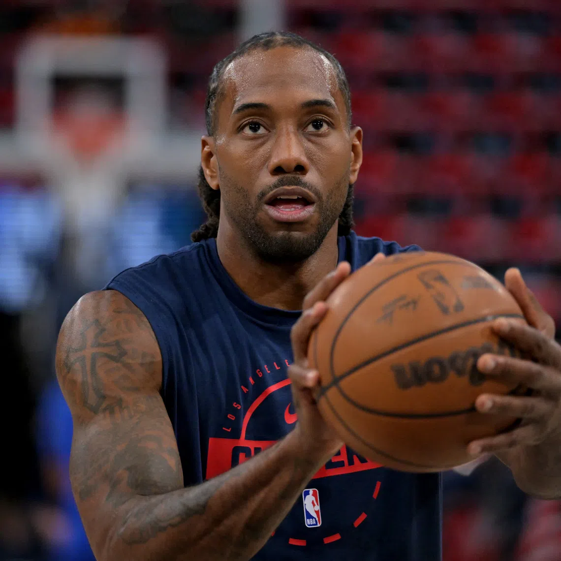 Los Angeles Clippers forward Kawhi Leonard said he accepted full responsibility for what he called lapses in judgment by people within his inner circle.