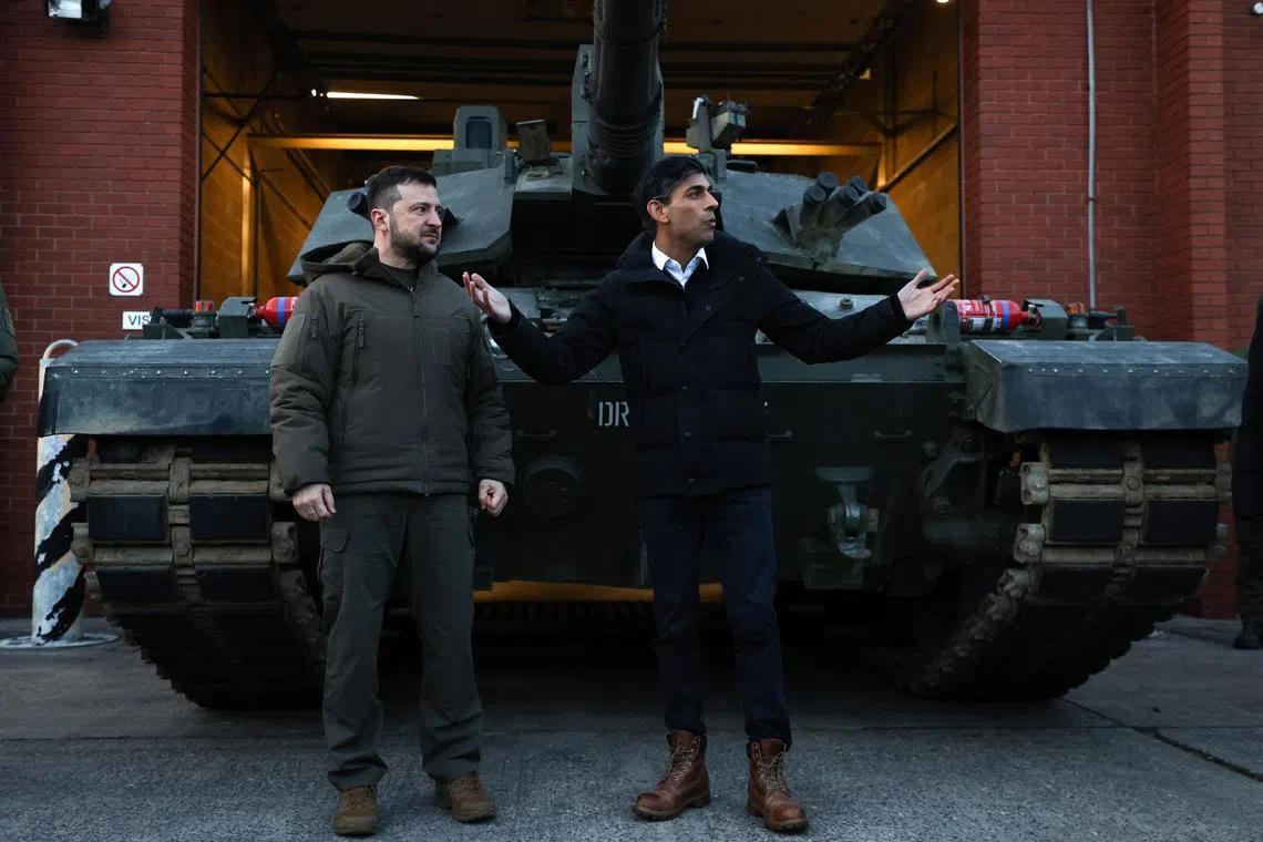 British Prime Minister Rishi Sunak (right) has assured Ukraine's President Volodymyr Zelensky (left) that "nothing is off the table".