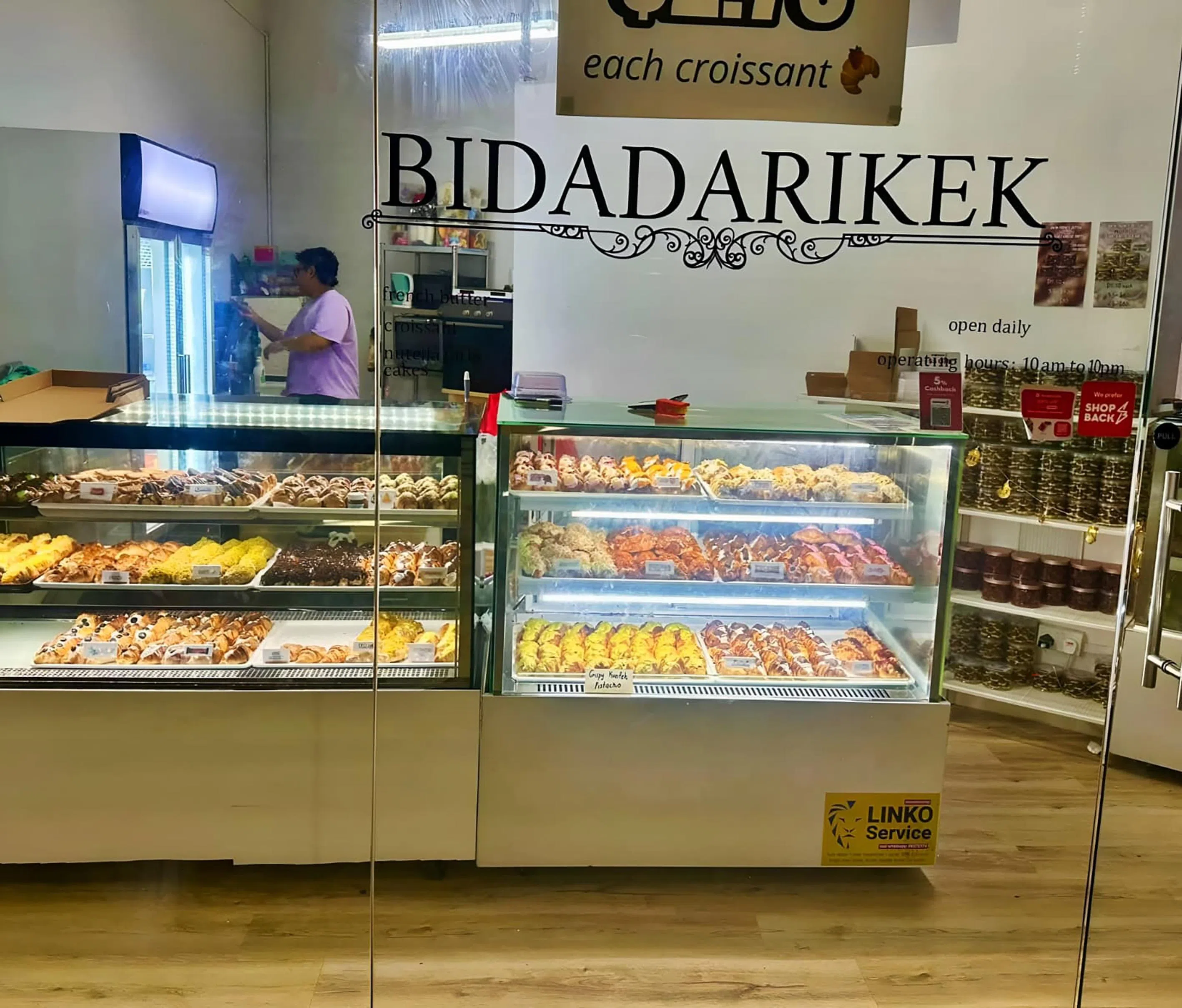 bakery, singapore, storefront