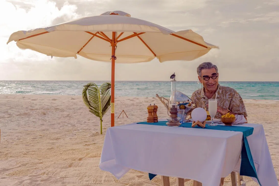 nytlevy06 - Eugene Levy in The Reluctant Traveler



Source/copyright: Apple TV+