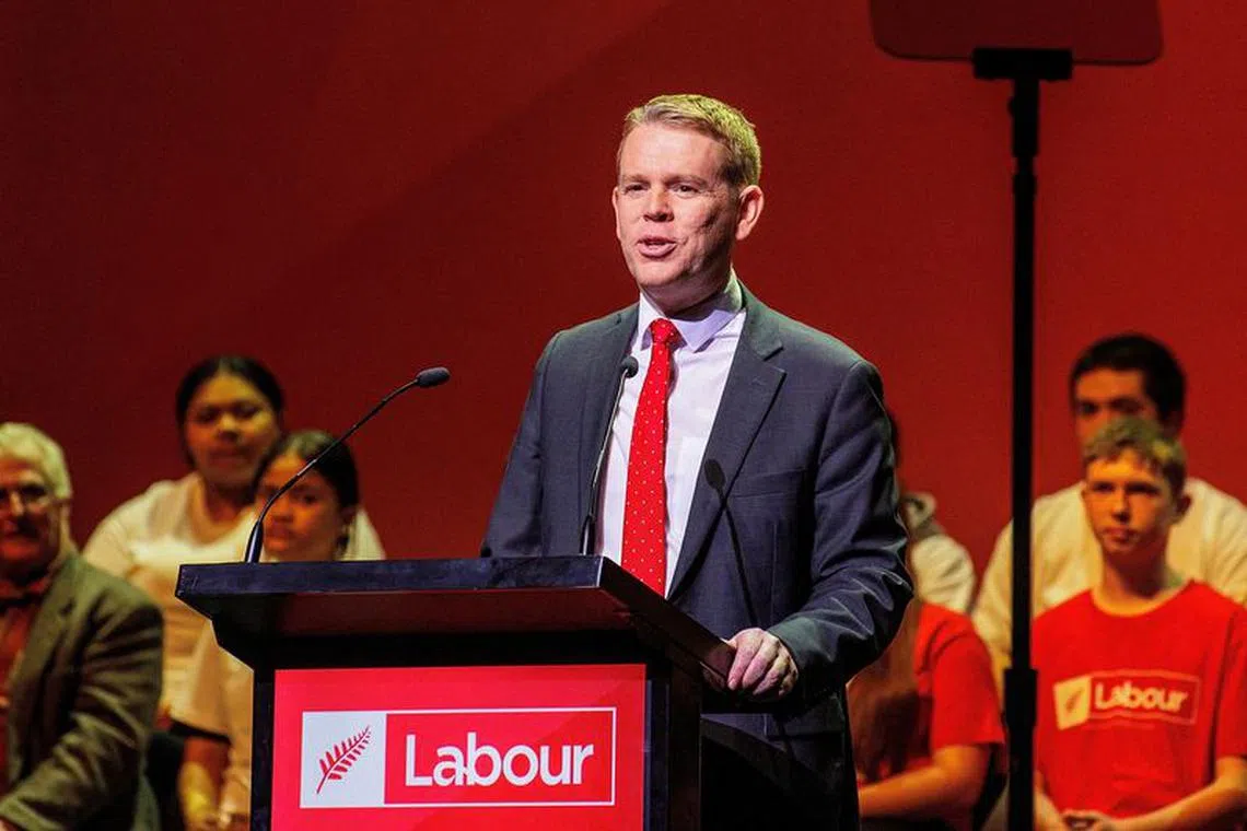 FILE PHOTO: Prime Minister and Labour Party Leader Chris Hipkins speaks at the New Zealand Labour Party’s election campaign launch event in Auckland, New Zealand, September 2, 2023. REUTERS/David Rowland/File Photo