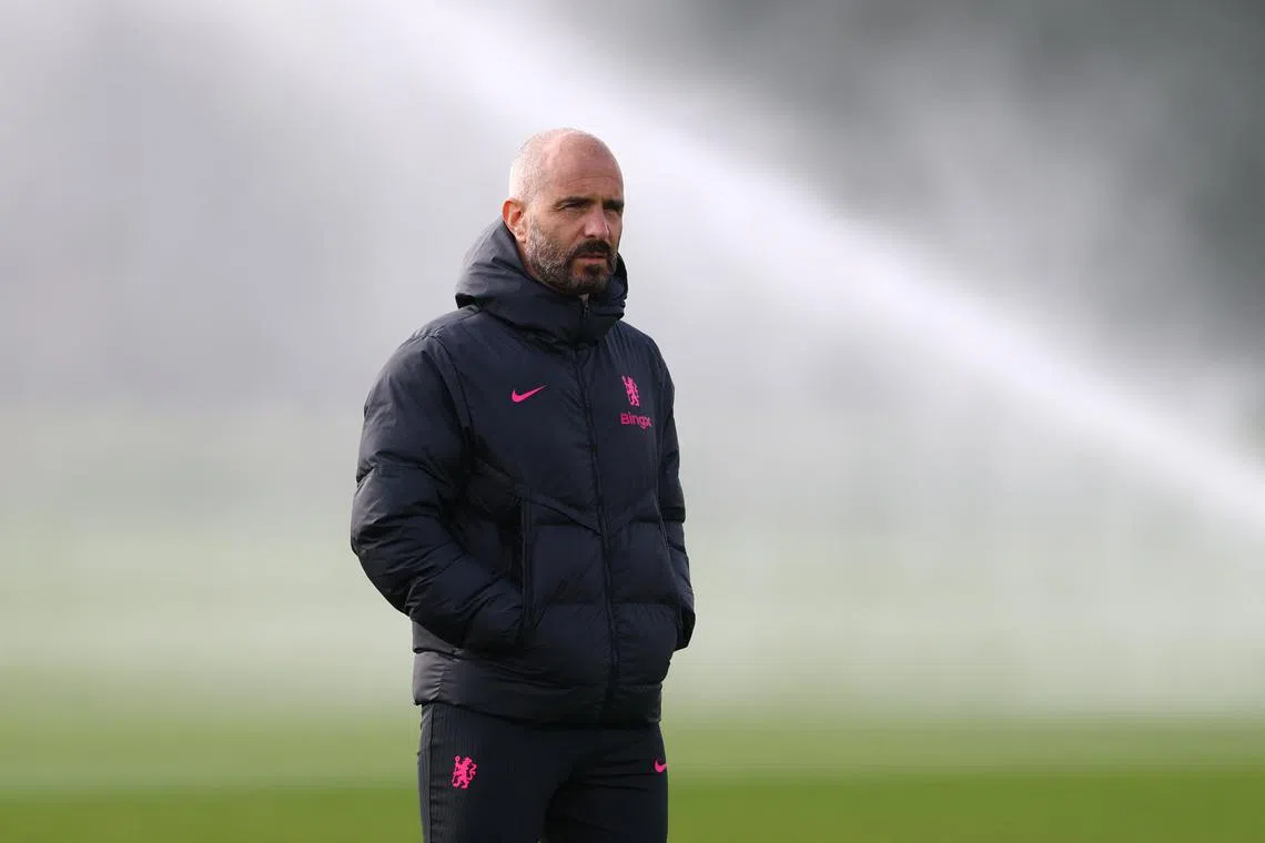 Soccer Football - Conference League - Chelsea Training - Cobham Training Centre, Cobham, Britain - April 9, 2025 Chelsea'manager Enzo Maresca during training Action Images via Reuters/Matthew Childs
