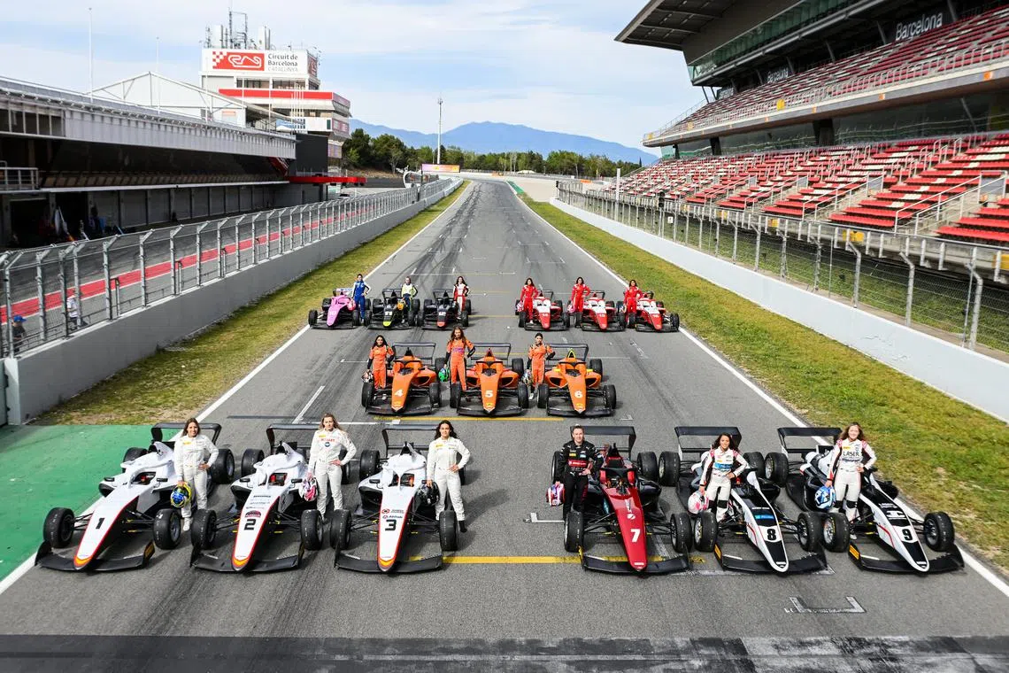 The F1 Academy boasts five teams – ART Grand Prix, Campos Racing, MP Motorsport, Prema Racing and Rodin Carlin – who each have three cars and three drivers on the grid.