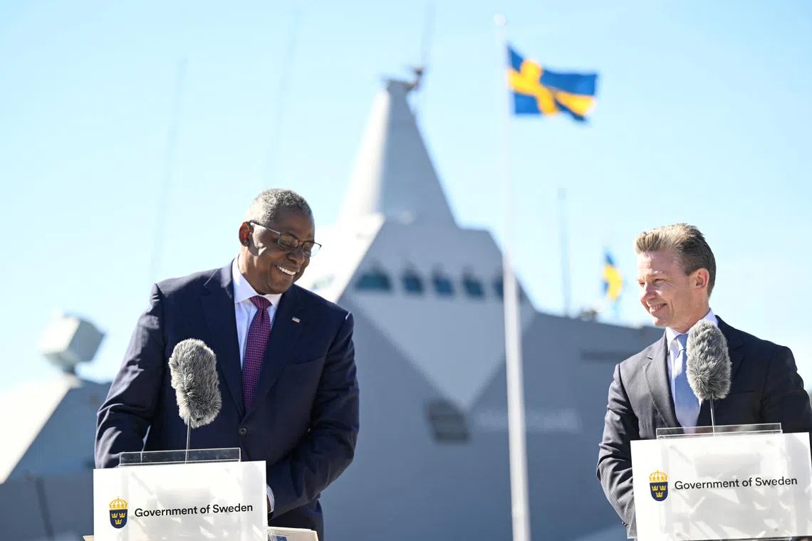 Swedish Minister for Defence Pal Jonson and US Secretary of Defense Lloyd Austin met to discuss the war in Ukraine and Sweden’s Nato application.