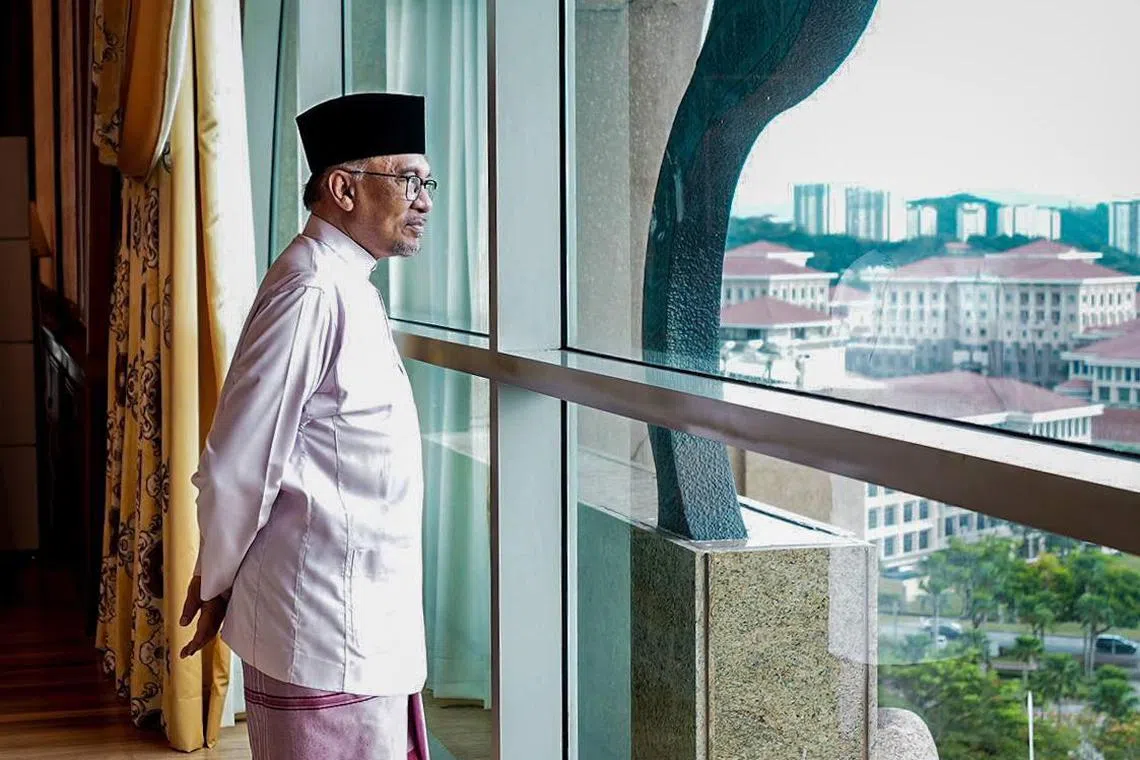 It is positive that Mr Anwar has already stated within his first week of office that there should be no more procurements without tenders. 