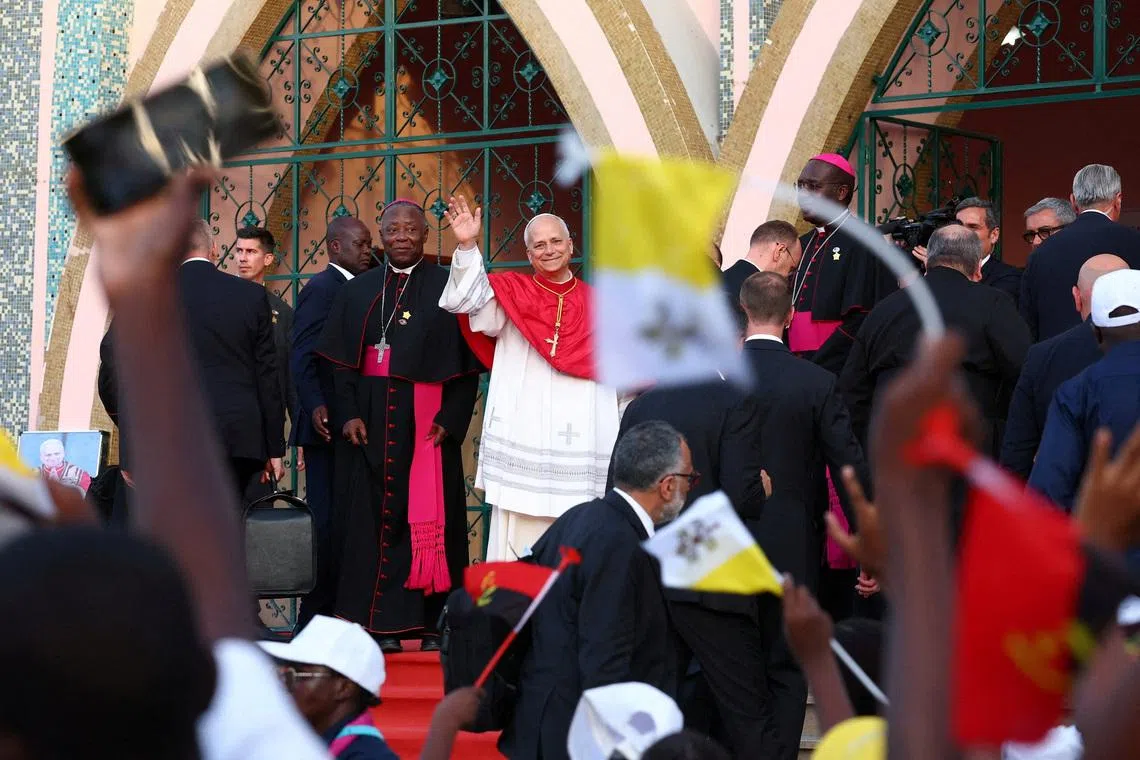 Pope heads to Equatorial Guinea after denouncing authoritarians