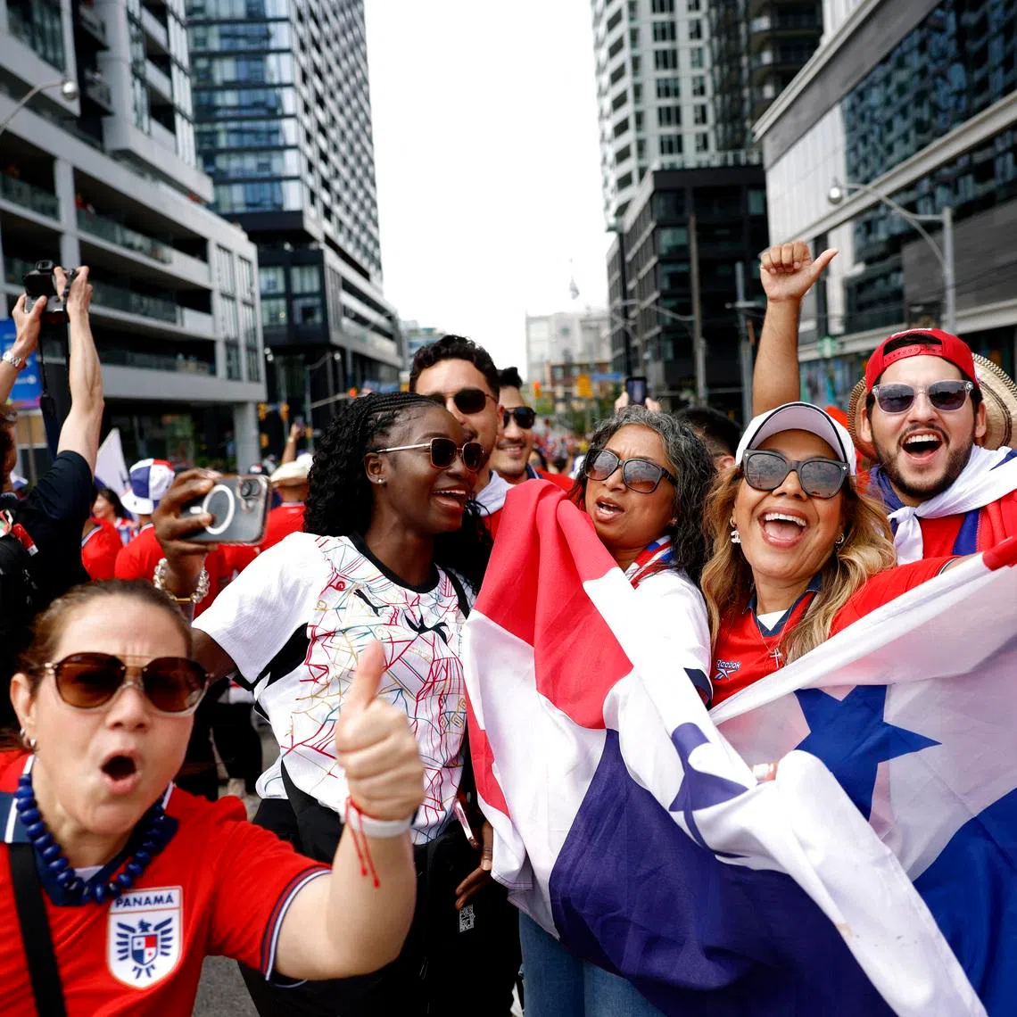 Soccer Football - FIFA World Cup 2026 - Group L - Ghana v Panama - Panama fans marching to Toronto stadium - Toronto, Canada - June 17, 2026 Panama fans march to the stadium before the match REUTERS/Carlos Osorio