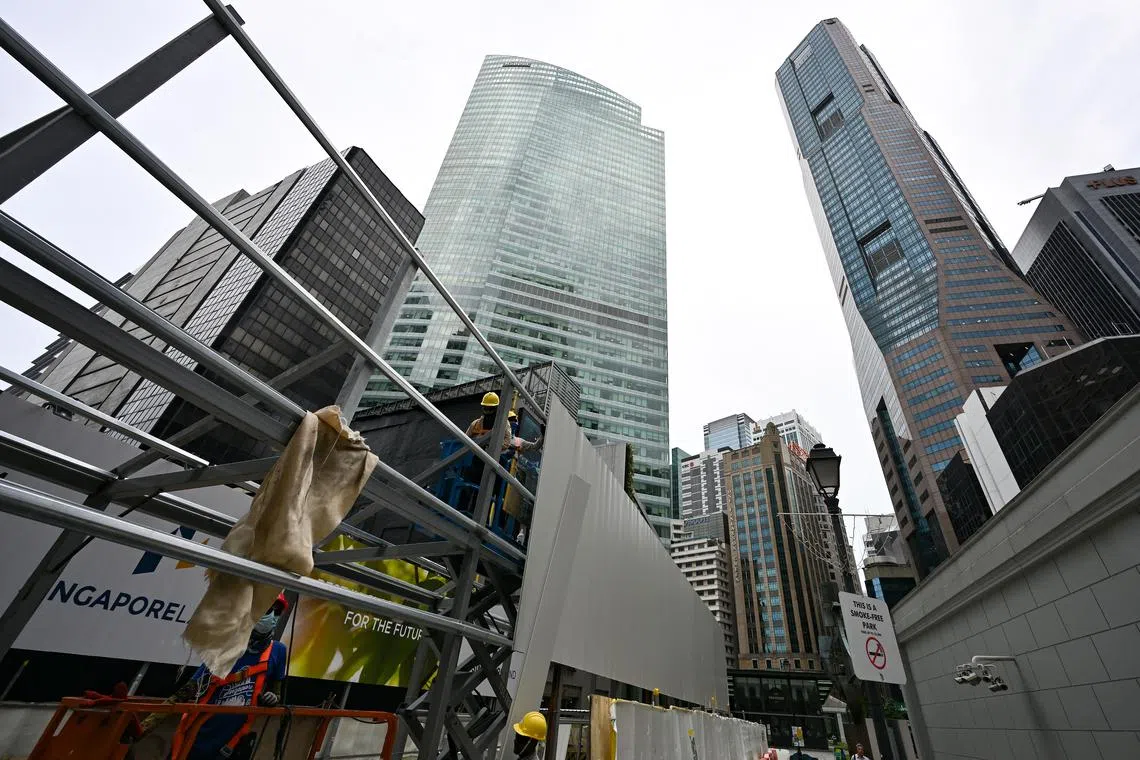 Since the Covid-19 pandemic, every single place of work has become less conducive to concentration, says the writer.