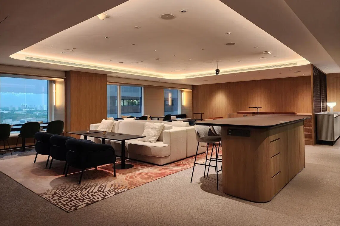 Singapore Land Group’s lighting design by local lighting designer Toh Yah Li’s firm Light Collab.