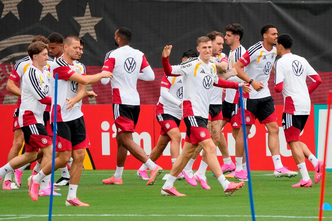 Soccer Football - FIFA World Cup 2026 - Germany Training - Wake Forest University, Winston-Salem, North Carolina, U.S. - June 9, 2026 Germany's Nico Schlotterbeck with teammates during training IMAGN IMAGES via Reuters/Chuck Burton