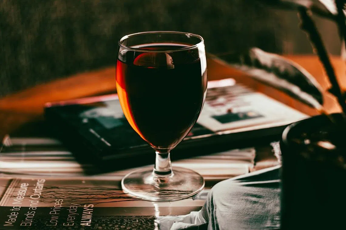 According to a 2019 survey, only 45 per cent of Americans believe alcohol has a significant effect on whether someone develops cancer.