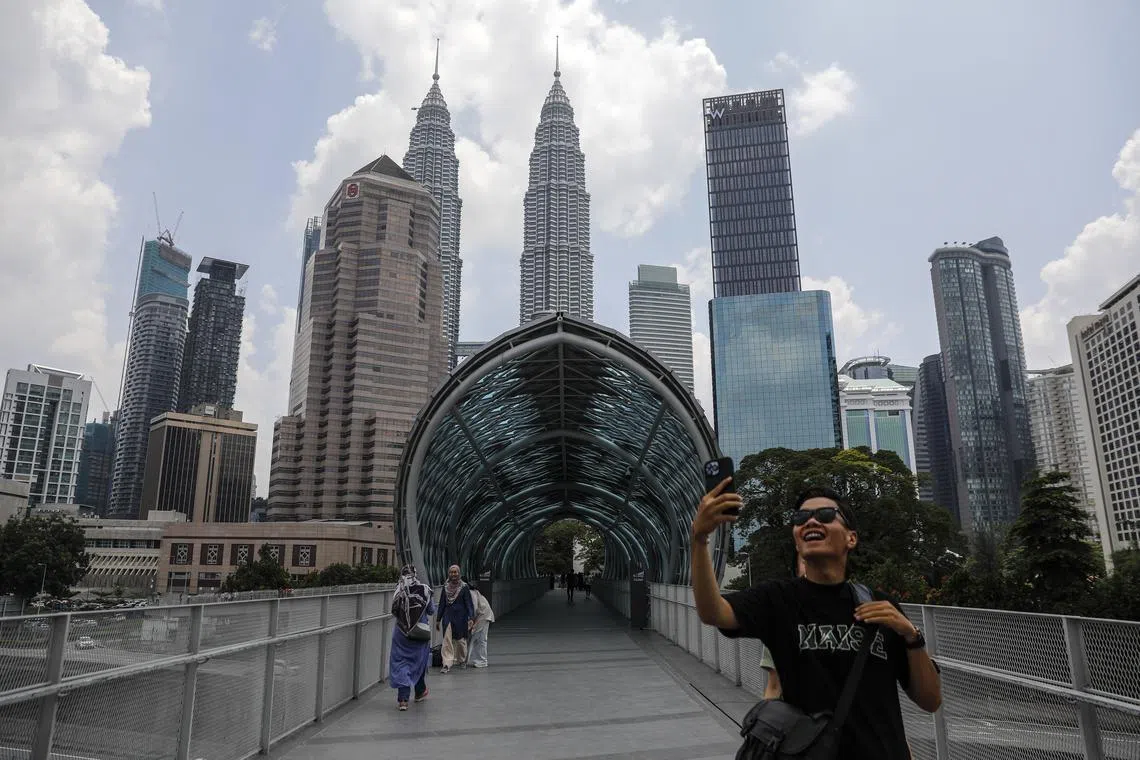 The uncertainty around DNB’s future has also impacted access to funding for the RM16.5 billion rollout of the super-fast network.