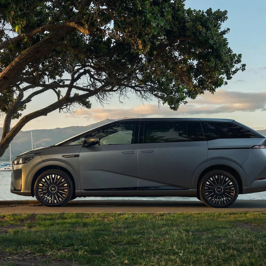 The Xpeng X9 Pro multi-purpose vehicle with fast charging and longer driving range 