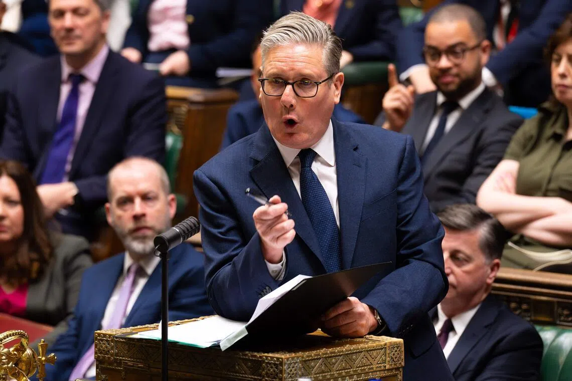 وطن نيوز – يستدعي ستارمر من المملكة المتحدة شركات التواصل الاجتماعي الأمريكية بشأن السلامة عبر الإنترنت