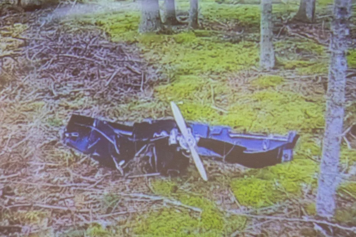 The image of a drone is displayed on a screen during a press conference in Kouvola, Finland March 29, 2026. Finland reported a suspected territorial violation by unmanned aerial vehicles in the southeast of the country, which the Finnish prime minister said was likely linked to Ukrainian drone attacks against Russia. Lehtikuva/Sasu Jarnstedt via REUTERS