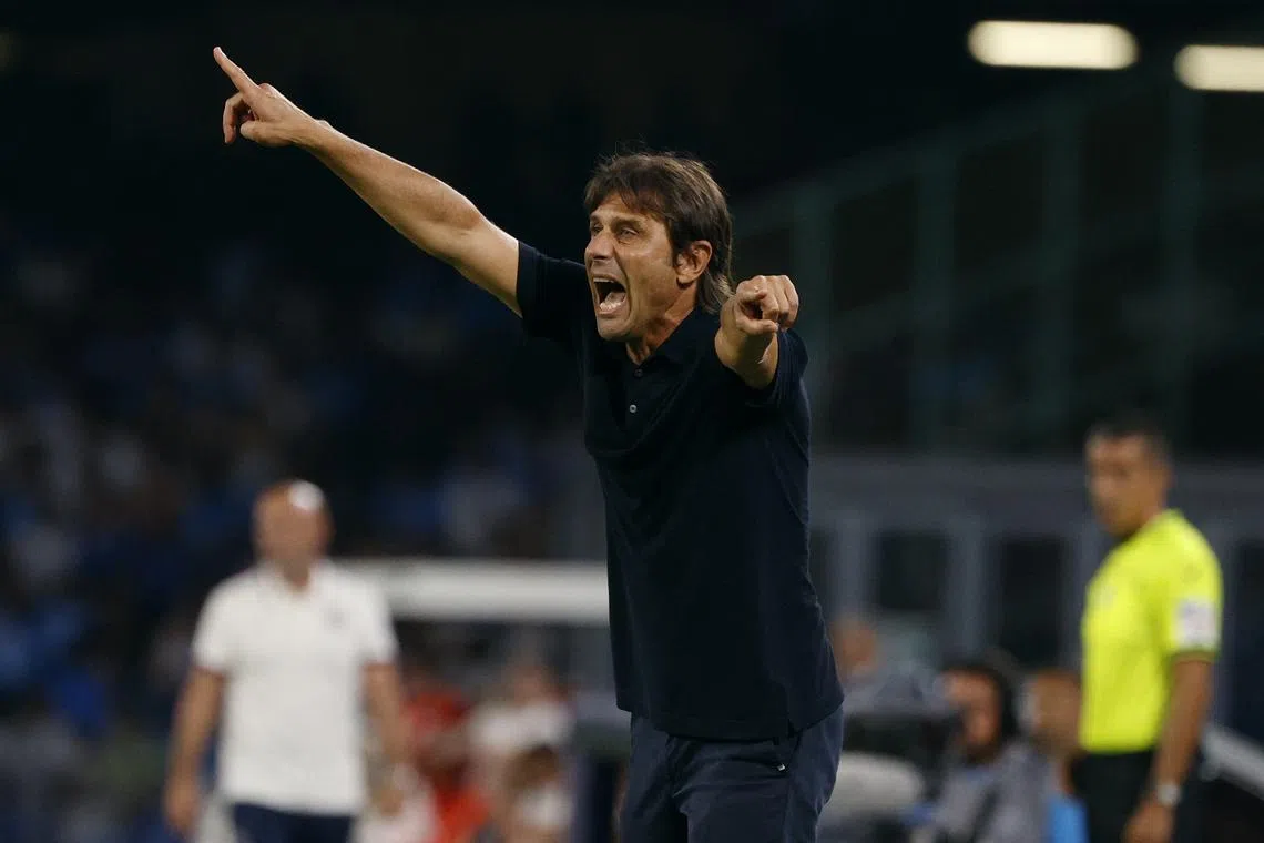 Soccer Football - Serie A - Napoli v Bologna - Stadio Diego Armando Maradona, Naples, Italy - August 25, 2024 Napoli coach Antonio Conte reacts REUTERS/Ciro De Luca/ File Photo