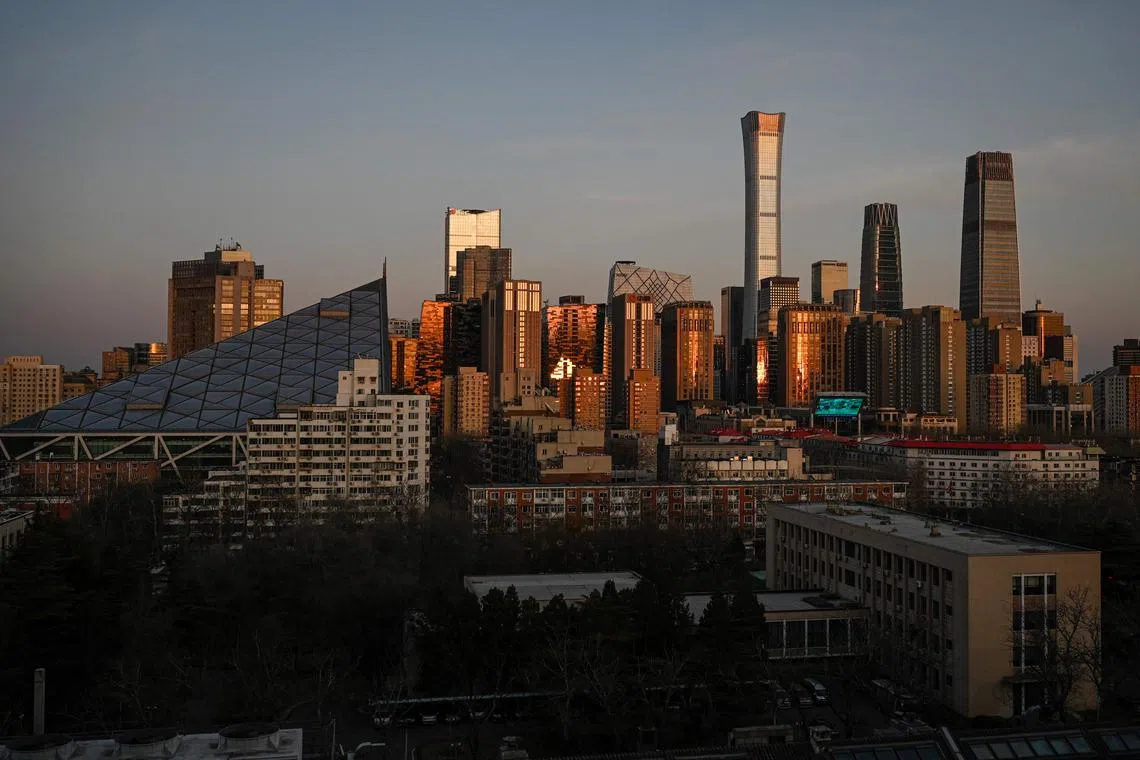 Over the past couple days, Shandong province and Beijing issued heat warnings.