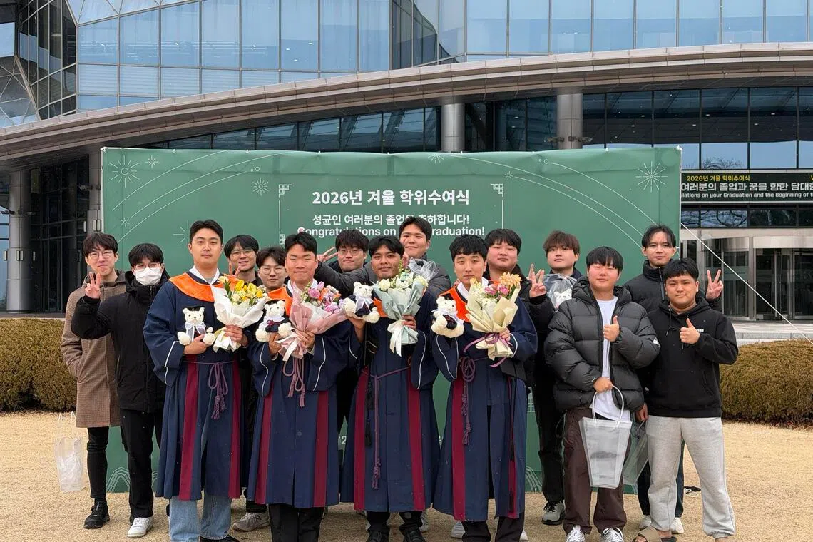 Indonesian Raihan Muhammad Syahran (front row, third from left) graduated from SKKU in February and now works in South Korea.