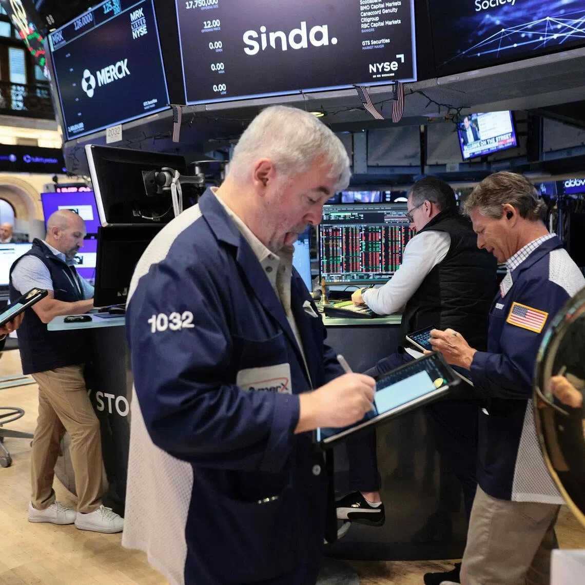 NEW YORK, NEW YORK - JUNE 26: Traders work on the floor of the New York Stock Exchange during morning trading on June 26, 2026 in New York City. Stocks continued a downward trend with all three major indexes in the red at opening amid an announcement by OpenAI that it is considering delaying its IPO.   Michael M. Santiago/Getty Images/AFP (Photo by Michael M. Santiago / GETTY IMAGES NORTH AMERICA / Getty Images via AFP)