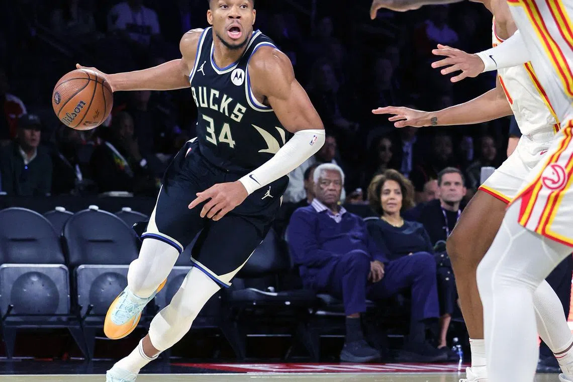 Giannis Antetokounmpo of the Milwaukee Bucks drives against the Atlanta Hawks in the NBA Cup semi-finals.