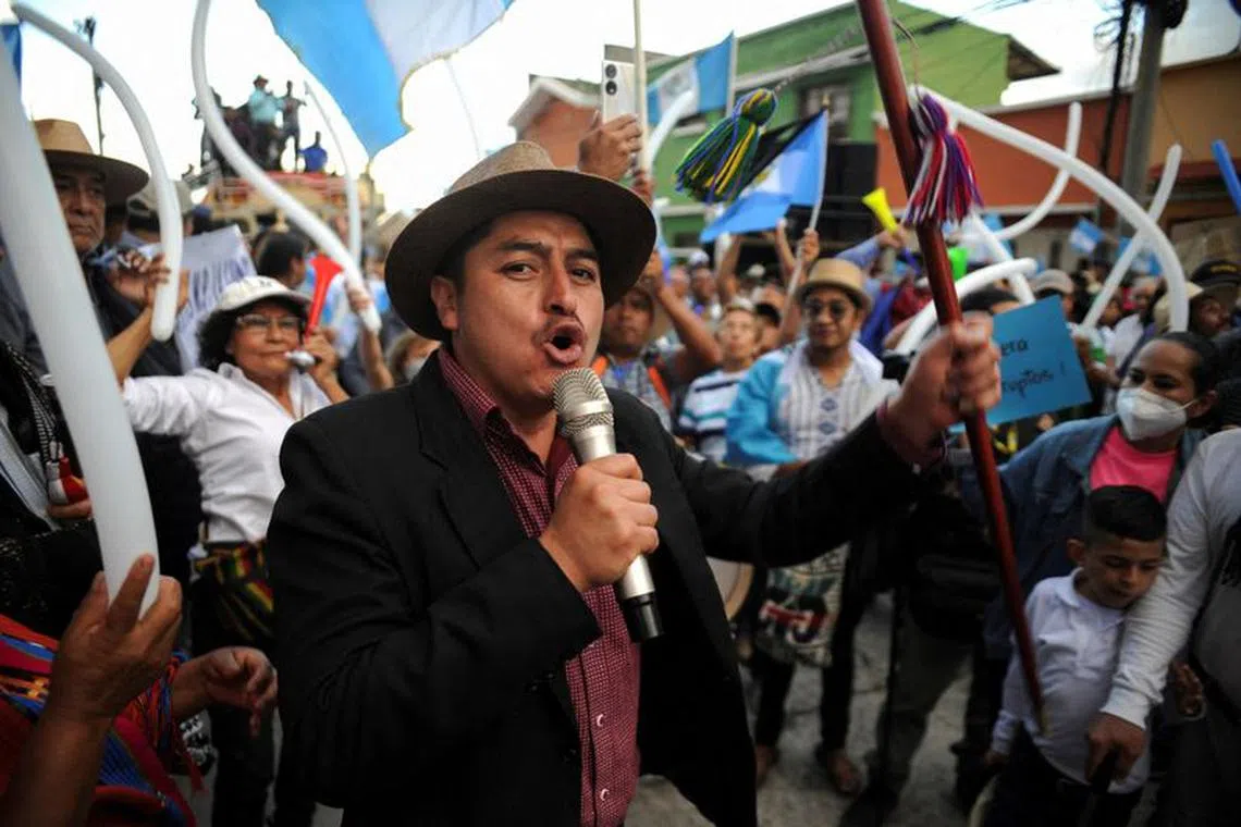 FILE PHOTO: Mayan Ancestral Authorities demonstrate requesting the resignation of the Attorney General, as part of the blockades and demonstrations held nationwide in the fight for democracy, in Guatemala City, Guatemala October 2, 2023. REUTERS/Cristina Chiquin/File Photo
