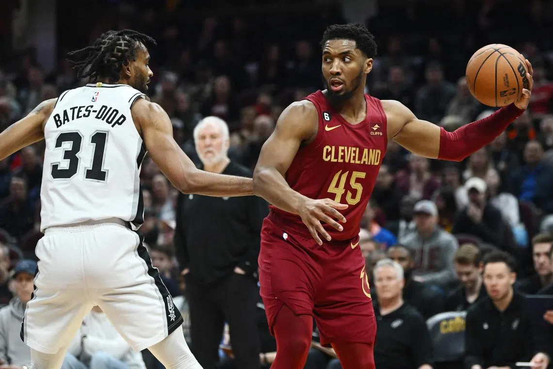 Cleveland Cavaliers guard Donovan Mitchell (45) scored 