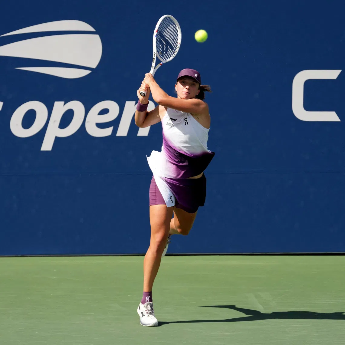 Tennis - U.S. Open - Flushing Meadows, New York, United States - September 5, 2026 Poland's Iga Swiatek in action during her third round match against Czech Republic's Marie Bouzkova IMAGN IMAGES via Reuters/Jerry Lai