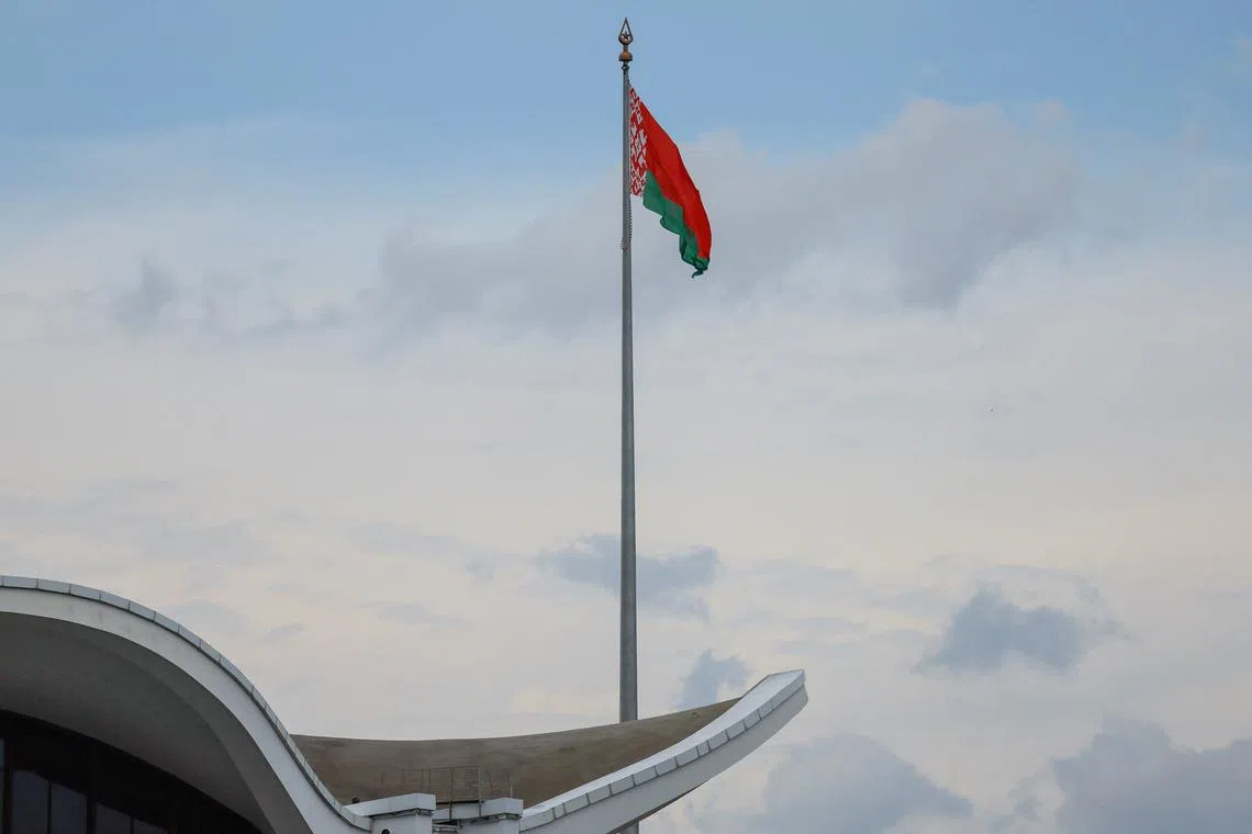 FILE PHOTO: A national flag of Belarus flies in Minsk, Belarus July 6, 2023. REUTERS/Maxim Shemetov/File Photo