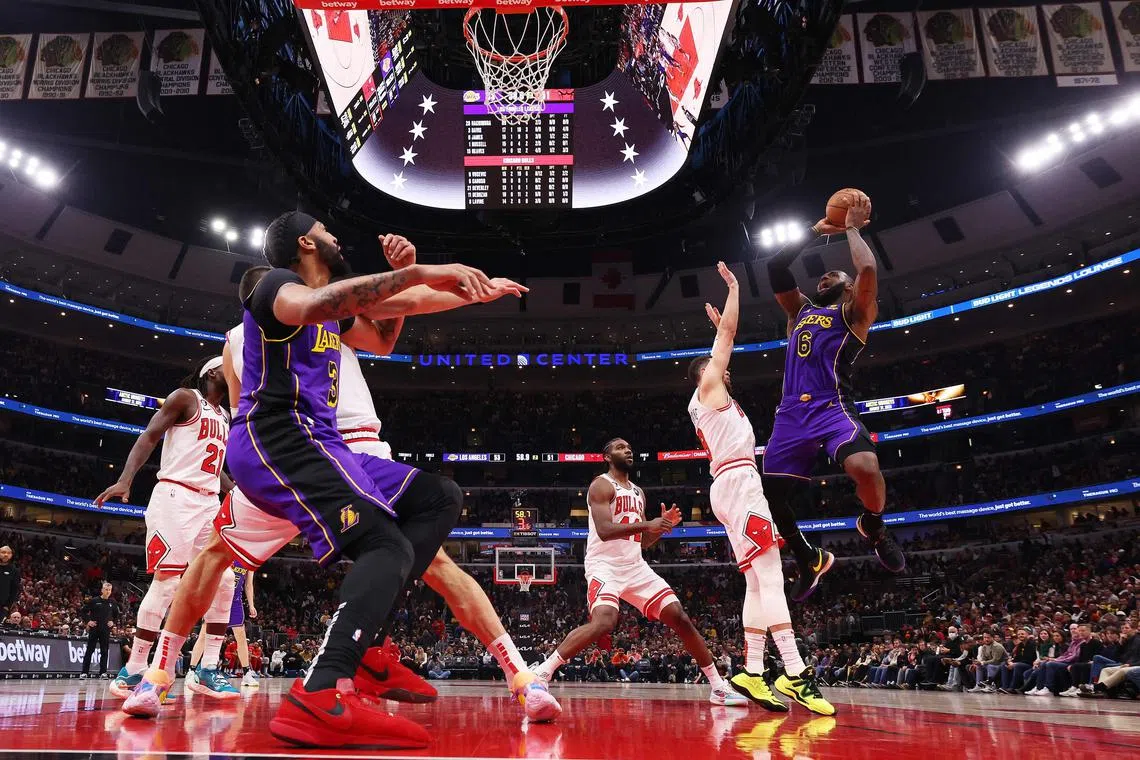 LeBron James of the Los Angeles Lakers shooting against the Chicago Bulls during the second half at United Centre in Chicago, Illinois. 