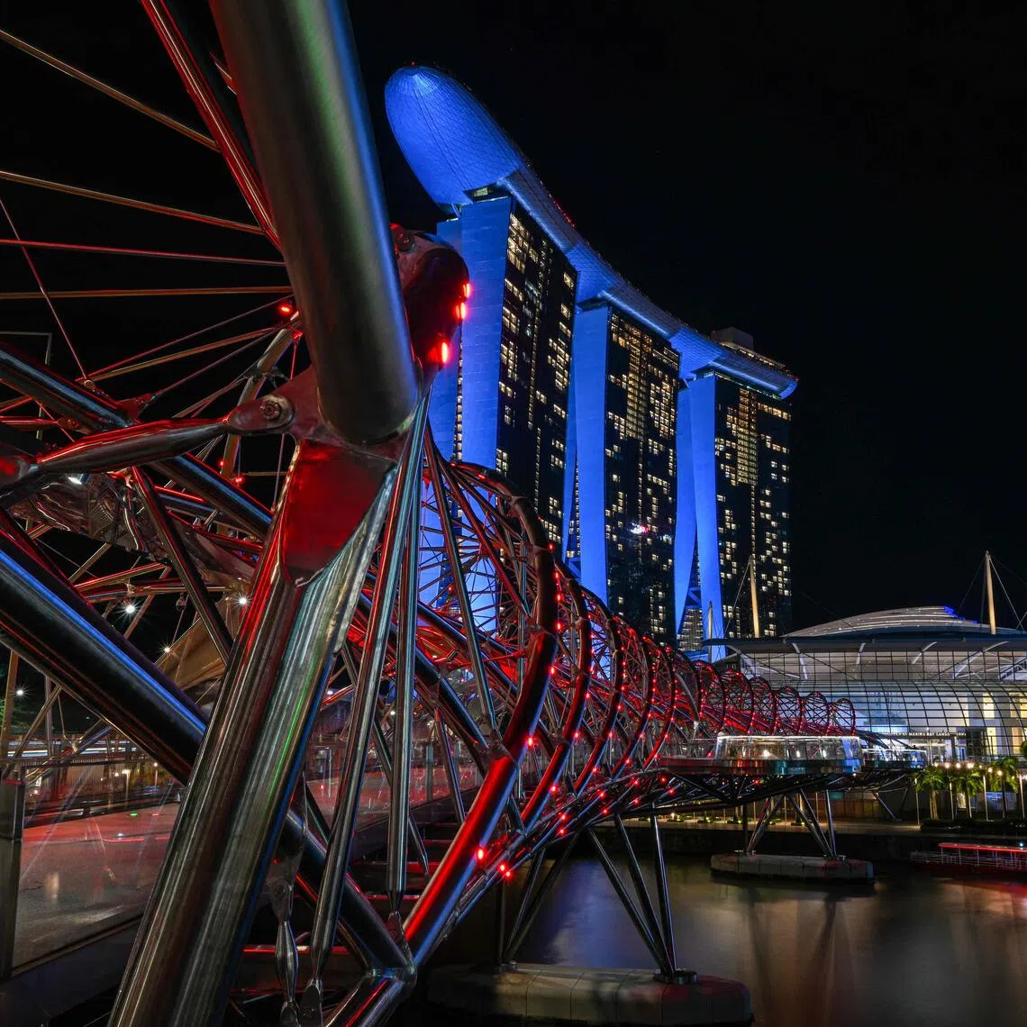 The Helix Bridge, a pedestrian bridge in the Marina Bay Area in Singapore, was designed to mirror the double-helix structure of DNA.