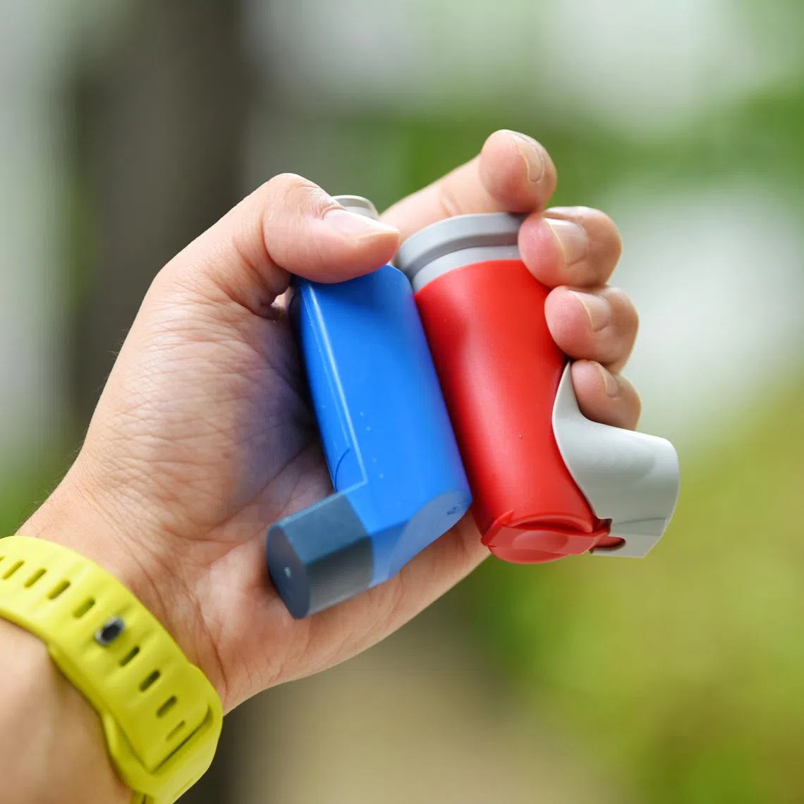 Inhalers contain medications that help people with asthma breathe more easily. 