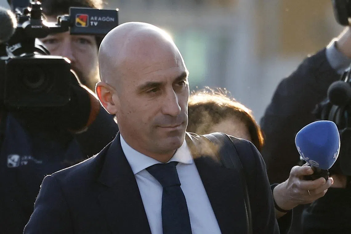 Soccer Football - Former Spanish soccer chief Rubiales faces examination during trial for kissing footballer Jenni Hermoso - National Court, Madrid, Spain - February 11, 2025 Luis Rubiales arrives at the court REUTERS/Juan Medina