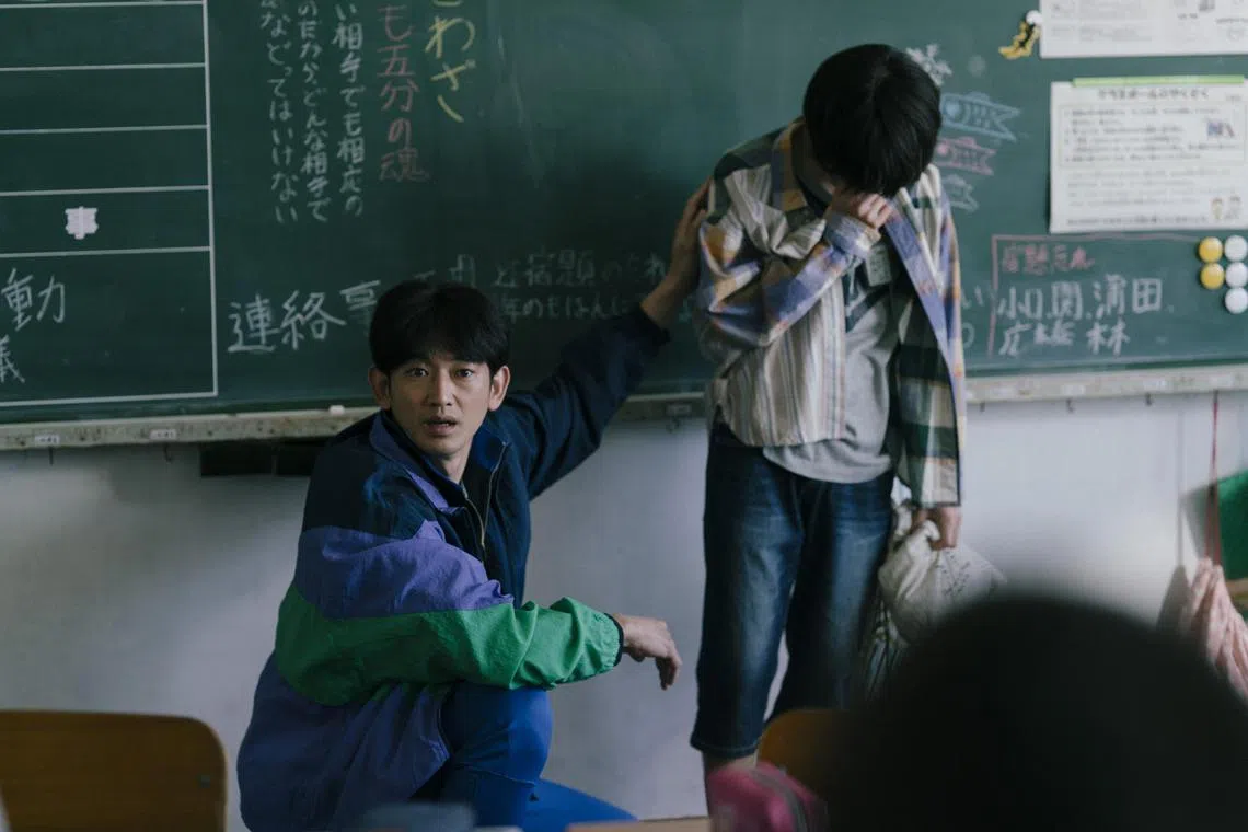 jomonster20 - Eita Nagayama (left) in Monster.

source: Golden Village