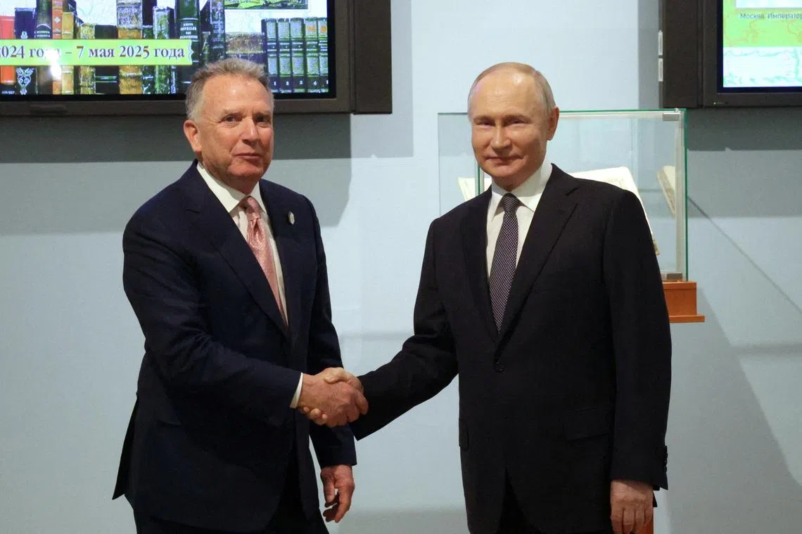 FILE PHOTO: Russian President Vladimir Putin shakes hands with U.S. President Donald Trump's special envoy Steve Witkoff during a meeting in Saint Petersburg, Russia April 11, 2025. Sputnik/Gavriil Grigorov/Pool via REUTERS/File Photo