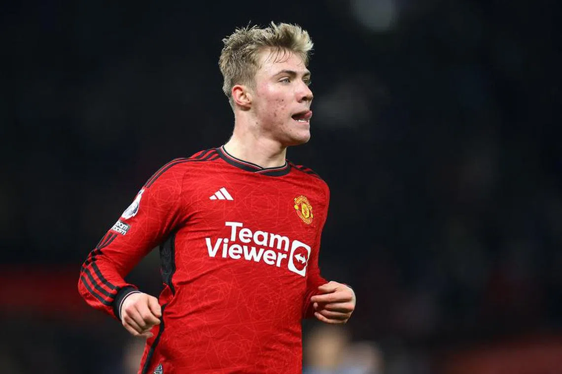 Soccer Football - Premier League - Manchester United v Aston Villa - Old Trafford, Manchester, Britain - December 26, 2023 Manchester United's Rasmus Hojlund reacts REUTERS/Carl Recine