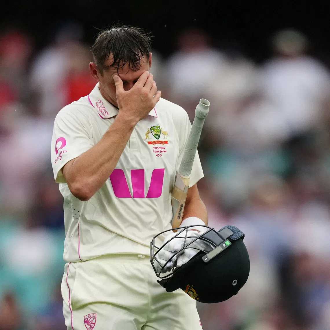 FILE PHOTO: Cricket - The Ashes - Australia v England - Fifth Test - Sydney Cricket Ground, Sydney, Australia - January 5, 2026 Australia's Marnus Labuschagne looks dejected and walks back to the pavilion after losing his wicket. caught out by England's Jacob Bethell off the bowling of Ben Stokes REUTERS/Asanka Brendon Ratnayake/File Photo