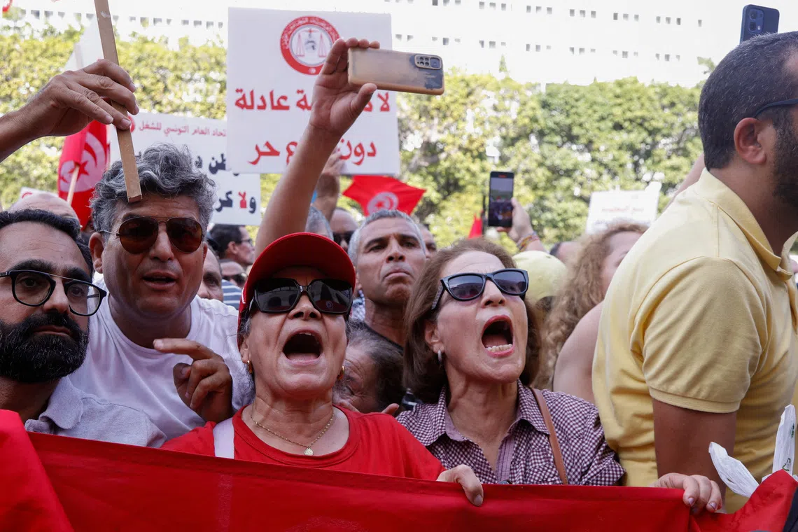 Demonstrators attend a protest led by the Tunisian General Labour Union (UGTT), demanding the restoration of democracy and denouncing mounting restrictions on freedoms, intensifying pressure on President Kais Saied amid a deepening economic and political crisis, in Tunis, Tunisia, October 17, 2026. REUTERS/Zoubeir Souissi