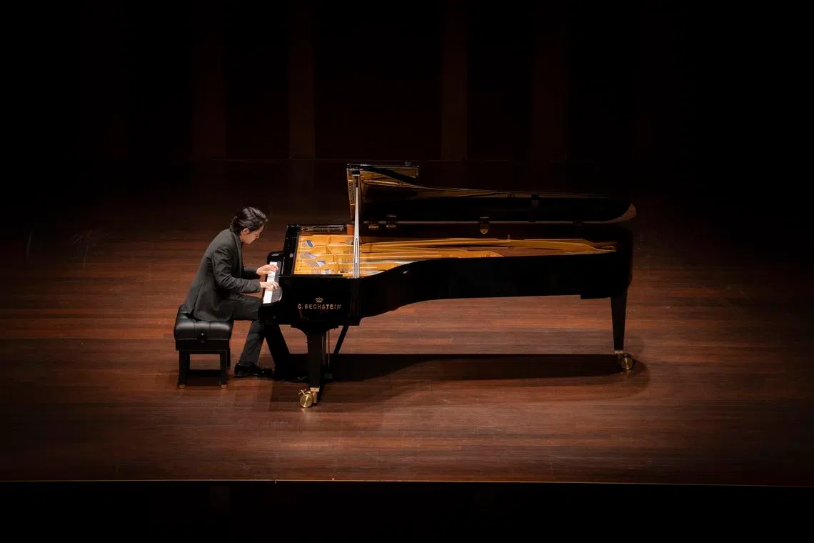 German pianist Ron Maxim Huang gave a recital at the Victoria Concert Hall on May 29.