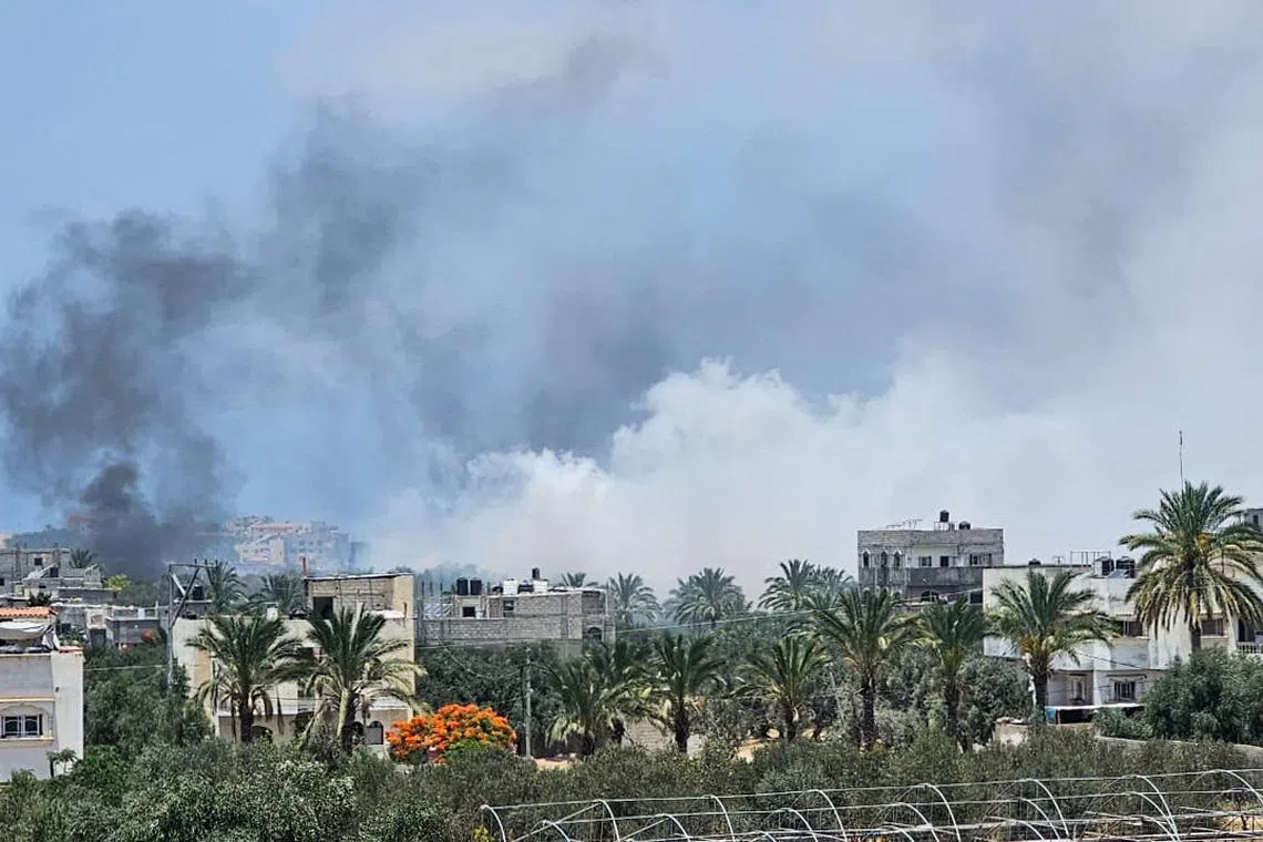 Smoke rises during an Israeli air strike, amid the Israel-Hamas conflict, in central Gaza Strip, June 8, 2024. REUTERS/Emad Abu Shawiesh
