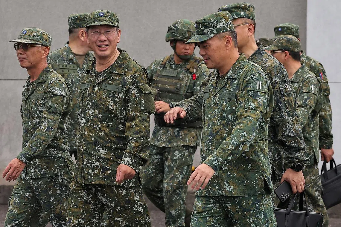 FILE PHOTO: Defence Minister Wellington Koo inspects troops during a live fire exercise at the Fangshan training grounds in Pingtung, Taiwan August 26, 2024. REUTERS/Ann Wang/File Photo