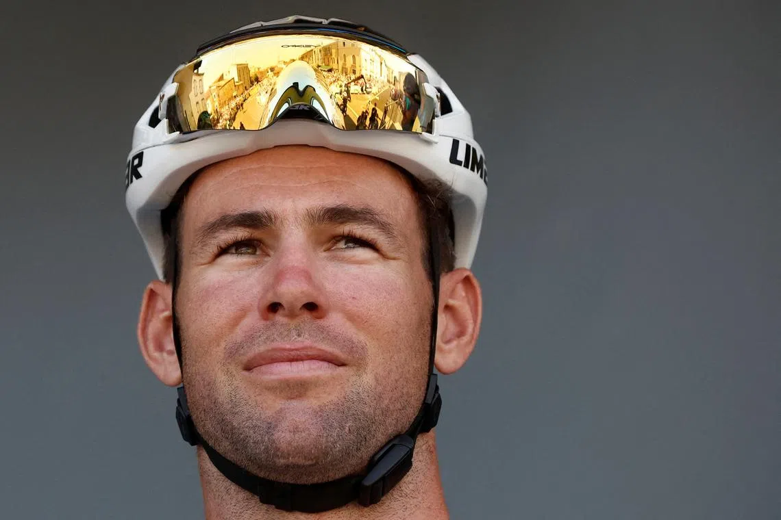 FILE PHOTO: Cycling - Tour de France - Stage 7 - Mont-De-Marsan to Bordeaux - France - July 7, 2023 Astana Qazaqstan Team's Mark Cavendish is pictured ahead of stage 7 REUTERS/Benoit Tessier/File Photo