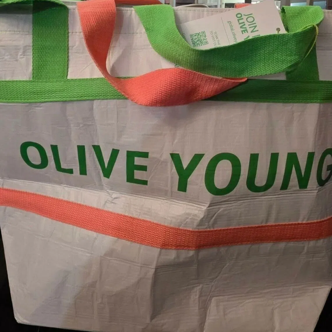 The bag is currently sold at around 150 Olive Young stores, including locations in tourist-heavy areas.