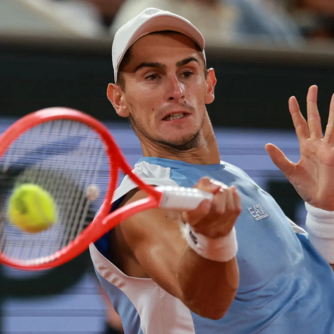 Tennis - French Open - Roland Garros, Paris, France - June 3, 2026 Italy's Matteo Arnaldi in action during his quarter final match against Italy's Matteo Berrettini REUTERS/Stephanie Lecocq