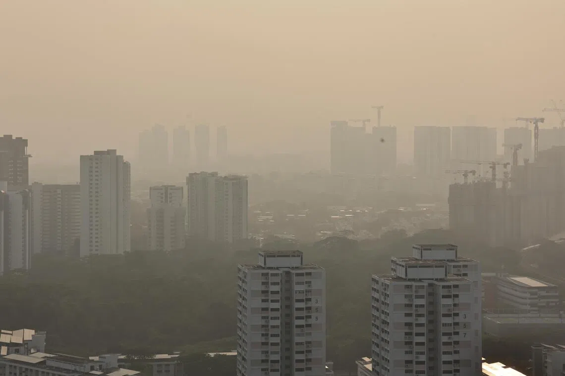 Hazy conditions seen in the Clementi area at about 7.30am on Oct 8.