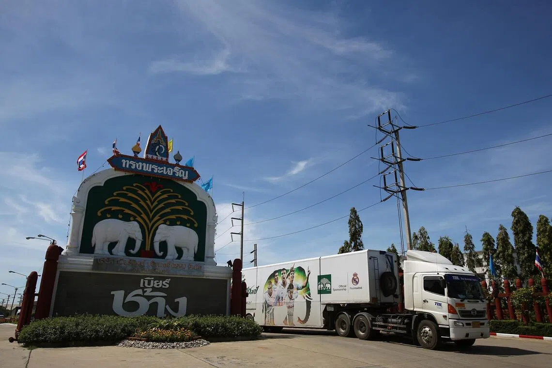 Thailand lifts ban on afternoon alcohol sales