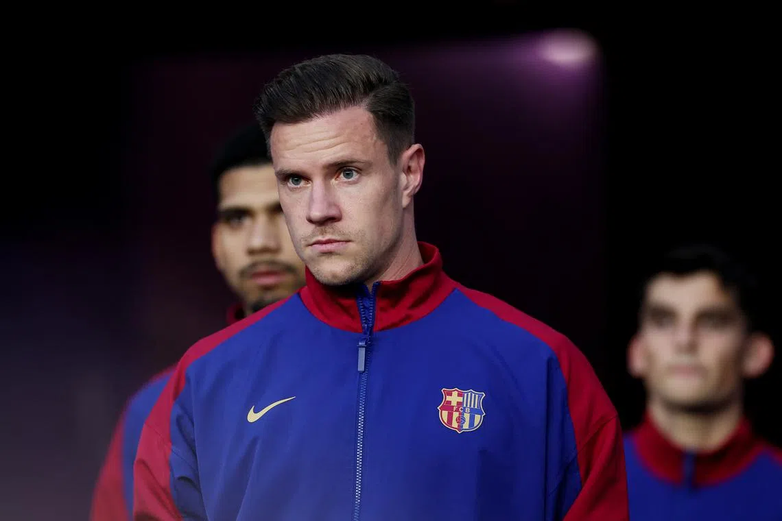 FILE PHOTO: Soccer Football - LaLiga - Real Valladolid v FC Barcelona - Estadio Jose Zorrilla, Valladolid, Spain - May 3, 2025 FC Barcelona's Marc-Andre ter Stegen before the match REUTERS/Isabel Infantes/File Photo