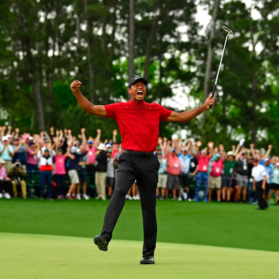 Who has been the best player under pressure? Maybe Tiger Woods. 